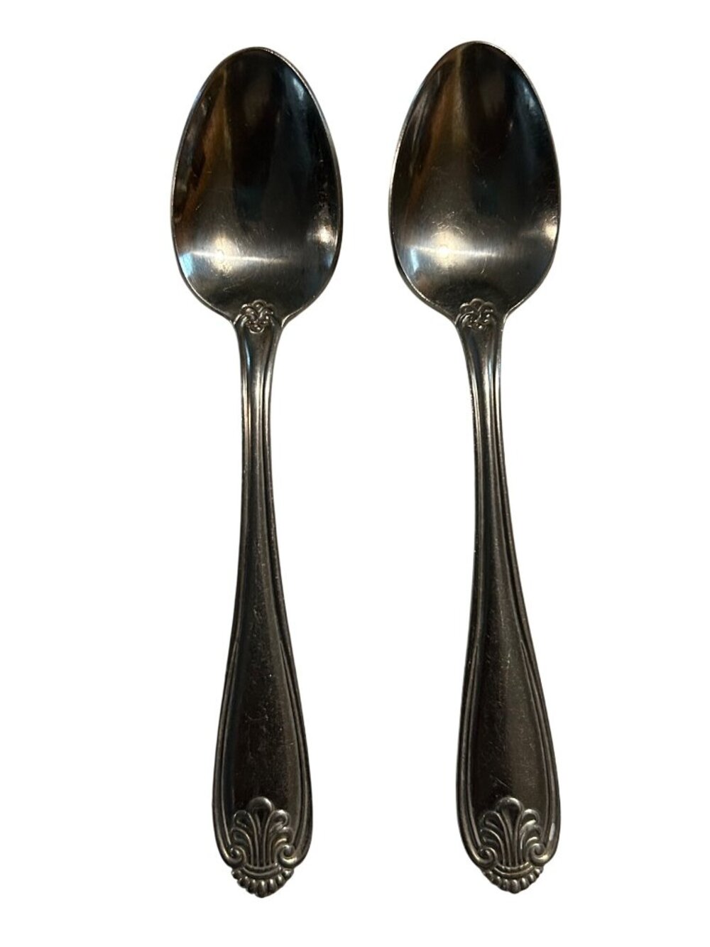 Northland Oneida Royal Shell Stainless Flatware Teaspoons Set Of 2 Discontinued
